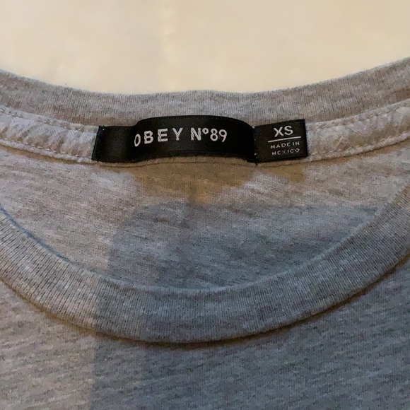 Obey top - Picture 2 of 4